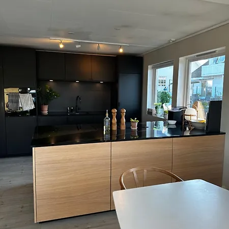 Lovely In Maritime Surroundings Near Βίλα