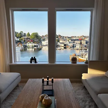 Lovely In Maritime Surroundings Near Vila Stavanger